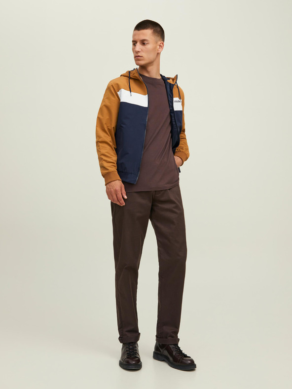 Jack & Jones Hnedomodrá pánska ľahká bunda Jack & Jones Rush s kapucňou