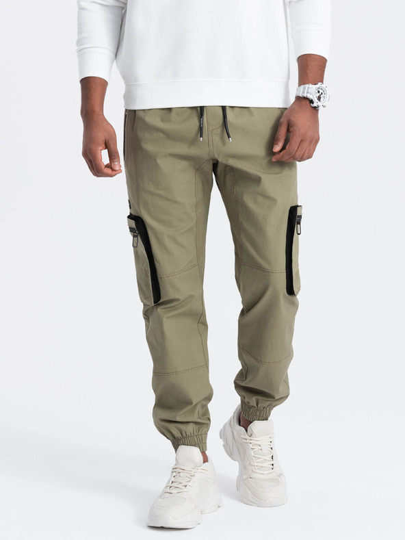 Ombre Clothing Zelené pánske cargo jogger nohavice Ombre Oblečenie