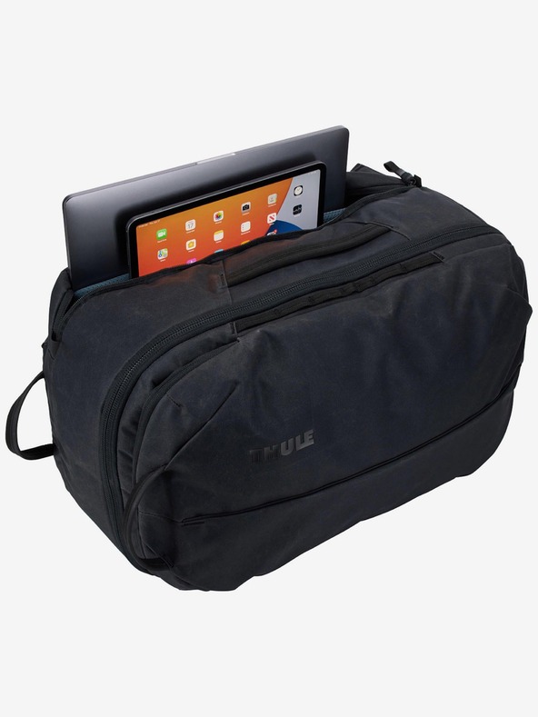 Thule Čierny cestovný batoh Thule Aion 40 l