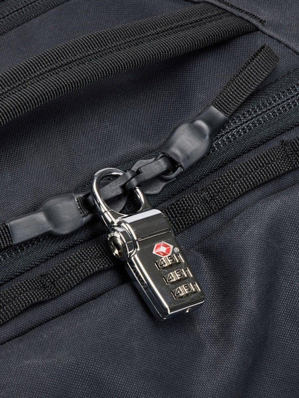 Thule Čierny cestovný batoh Thule Aion 40 l