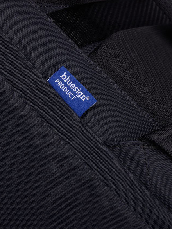 Thule Čierny 27 l batoh na notebook Thule Paramount