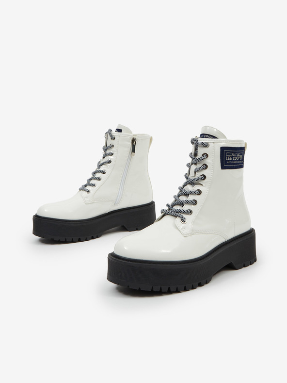 Lee Cooper Lee Cooper biele dámske členkové topánky na platforme