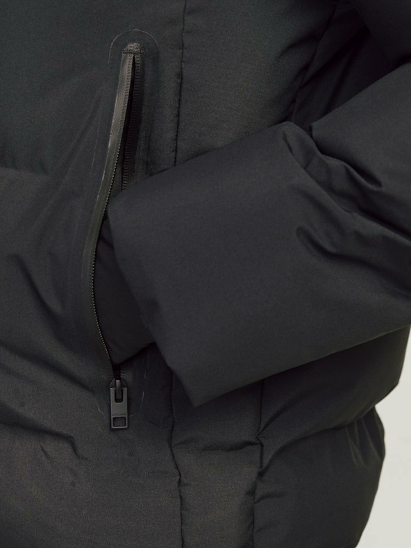 Jack & Jones Čierna pánska zimná prešívaná bunda Jack & Jones Alpha