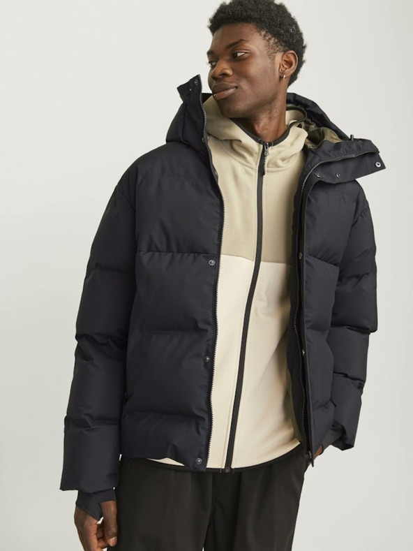 Jack & Jones Čierna pánska zimná prešívaná bunda Jack & Jones Alpha