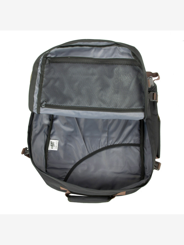CabinZero Hnedo-čierny batoh CabinZero Classic Sand (36 l)