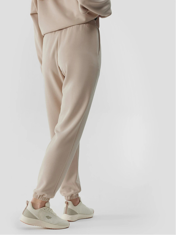 4F Dámske tepláky jogger s modalom 4F