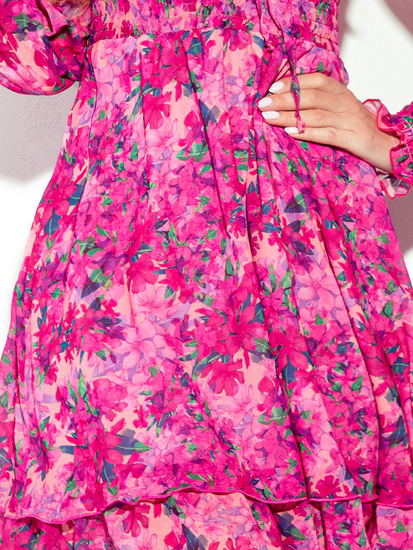 numoco Šifónové šaty so zaväzovacím výstrihom - ružové kvety MONICA