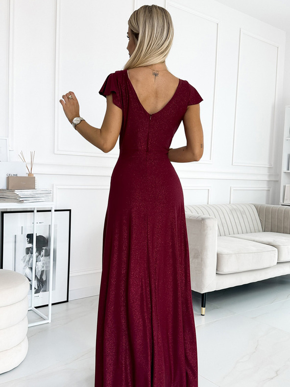 numoco Trblietavé dlhé šaty s výstrihom - bordové Numoco CRYSTAL