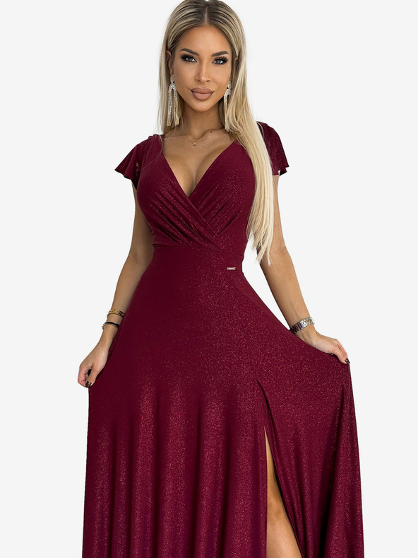 numoco Trblietavé dlhé šaty s výstrihom - bordové Numoco CRYSTAL