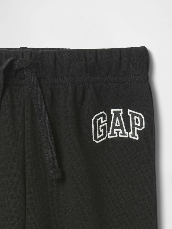 GAP Baby tepláky s logom GAP