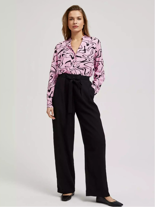 Moodo Ružová blúzka s dlhým rukávom a geometrickým vzorom Moodo