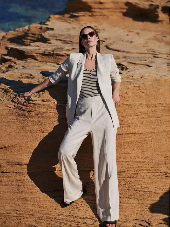 Moodo Moodo béžové dámske sako