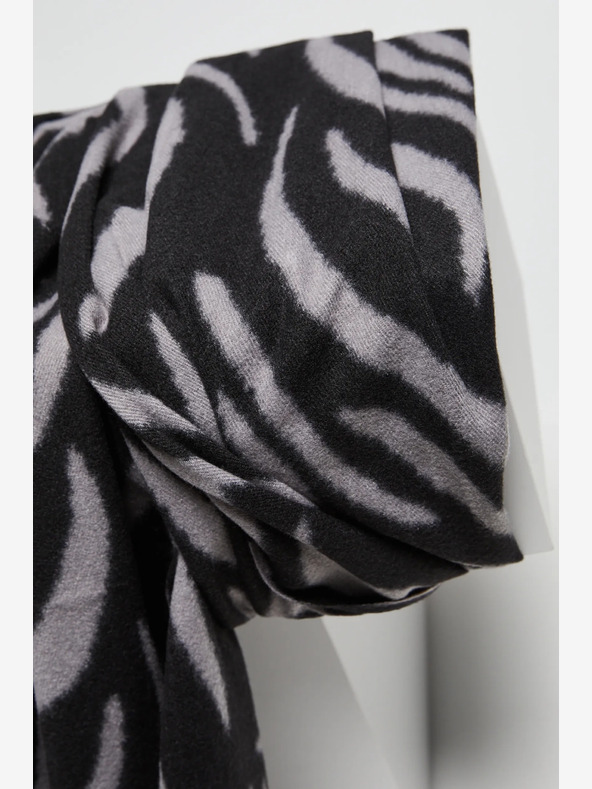 Moodo Šedo-čierny dámsky šál so vzorom Moodo