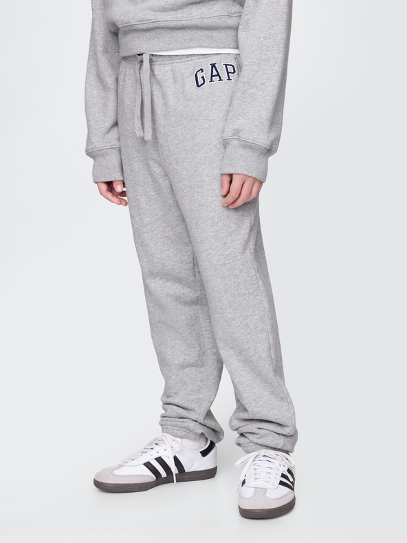 GAP Detské tepláky fleece logo army GAP