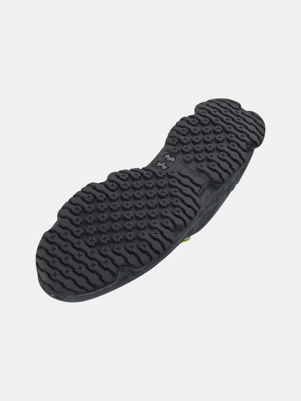 Under Armour Pánske topánky Under Armour UA MG Strikefast