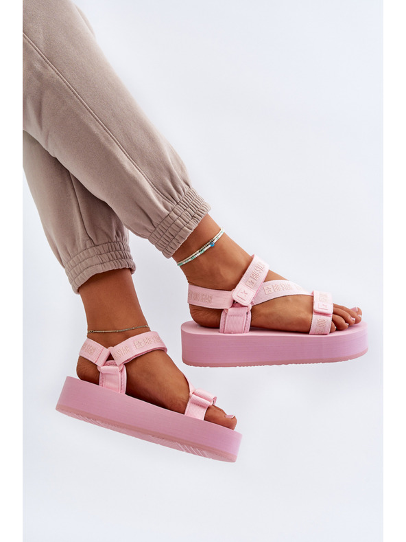 BIG STAR SHOES Dámske sandále na platforme Big Star ružové