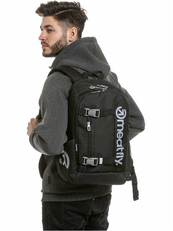 Meatfly Meatfly batoh Basejumper Čierna 22 L + PERAČNÍK ZADARMO | Čierna | Objem 22 L