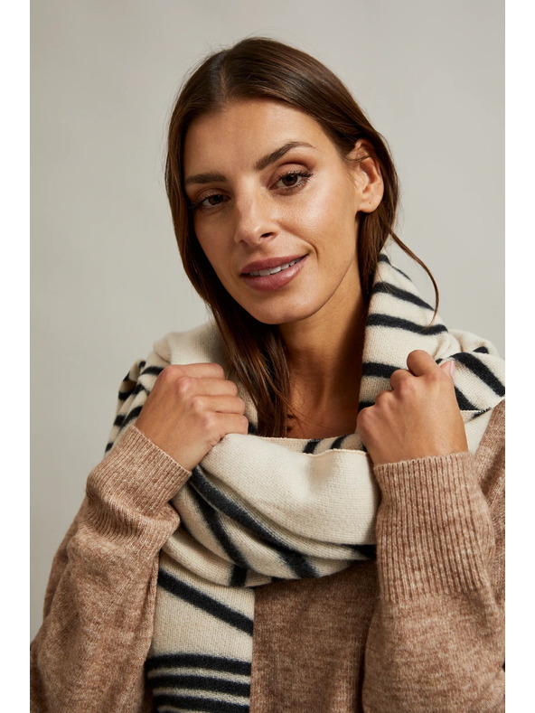 Moodo Čierno-béžová dámska vzorovaná šála Moodo