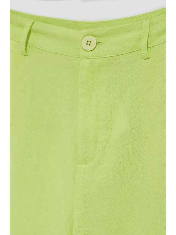 Moodo Light green women's shorts Moodo