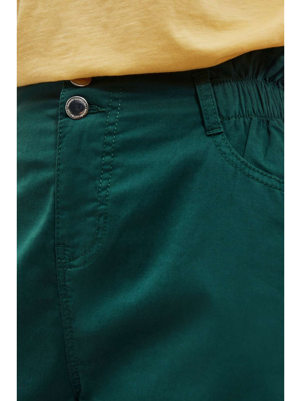 Moodo Dark green women's shorts Moodo