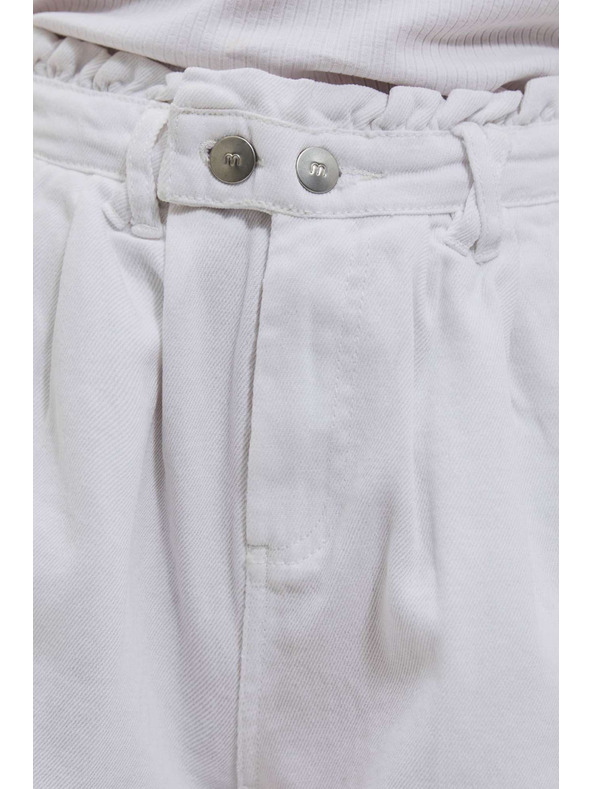 Moodo Biele dámske šortky Moodo