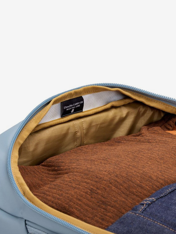 Thule Šedá cestovná taška Thule Chasm Carry-on na kolieskach (40 l)