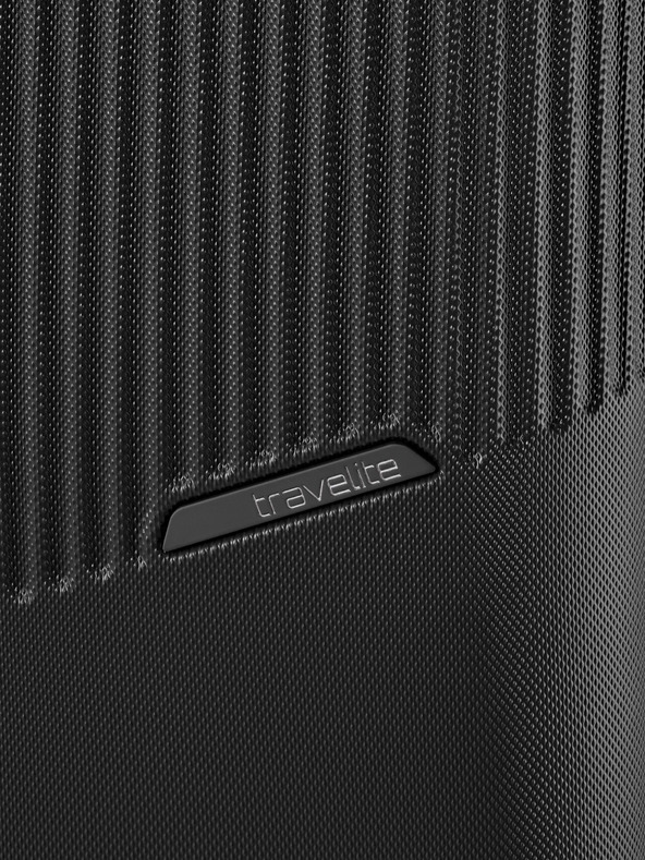Travelite Travelite Bali M Čierny cestovný kufor