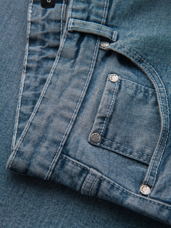 Ombre Clothing Pánske džínsové šortky s ohrnutým lemom - svetlomodré