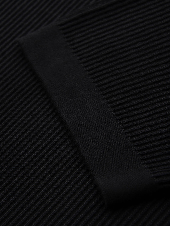 Ombre Clothing Pánske pletené tričko s gombíkmi pri výstrihu - čierne
