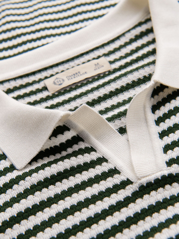 Ombre Clothing Pánska pletená polokošeľa bez gombíkov v námorníckych pruhoch - biela a olivovo zelená