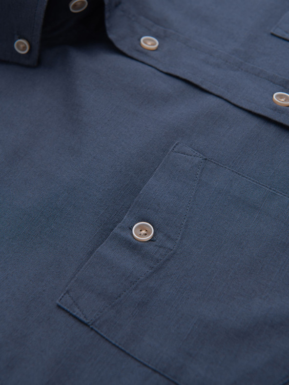 Ombre Clothing Pánska plátená košeľa s klasickým golierom a vreckami REGULAR FIT - modrá