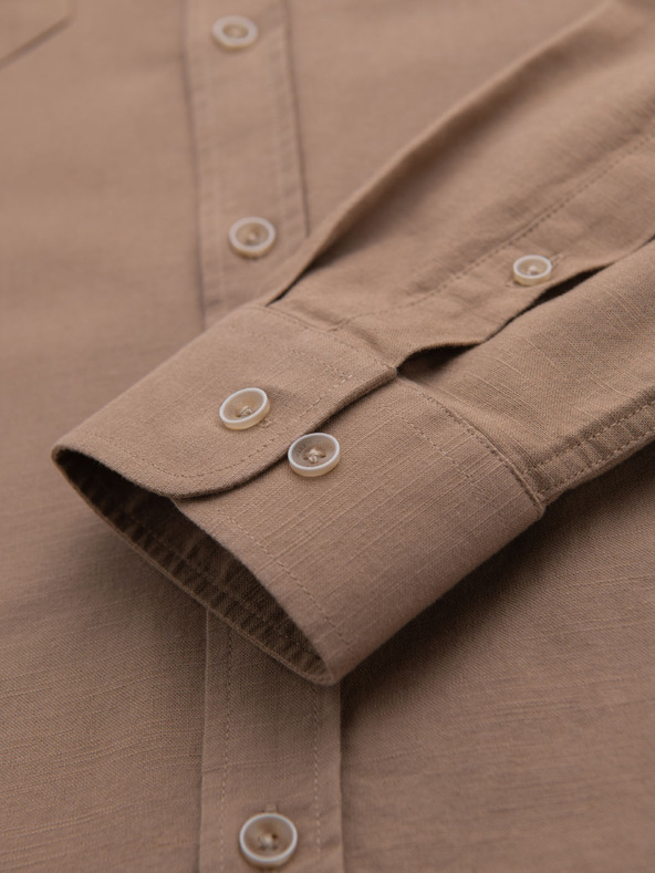 Ombre Clothing Pánska ľanová košeľa s klasickým golierom a vreckami REGULAR FIT - svetlo hnedá