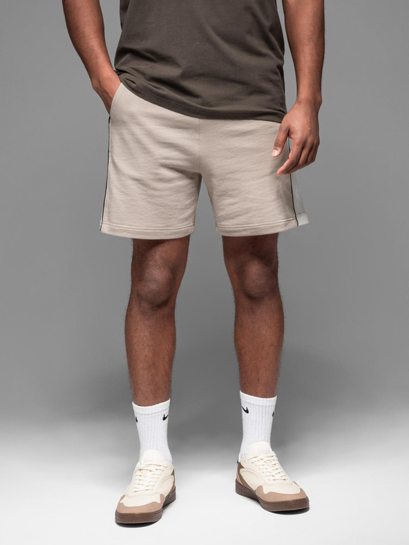 Ombre Clothing Pánske krátke teplákovové kraťasy so širokými pruhmi - béžové