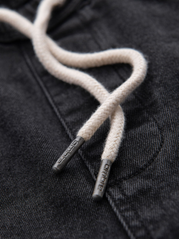 Ombre Clothing Pánske šortky s elastickým pásom a praným efektom - čierne