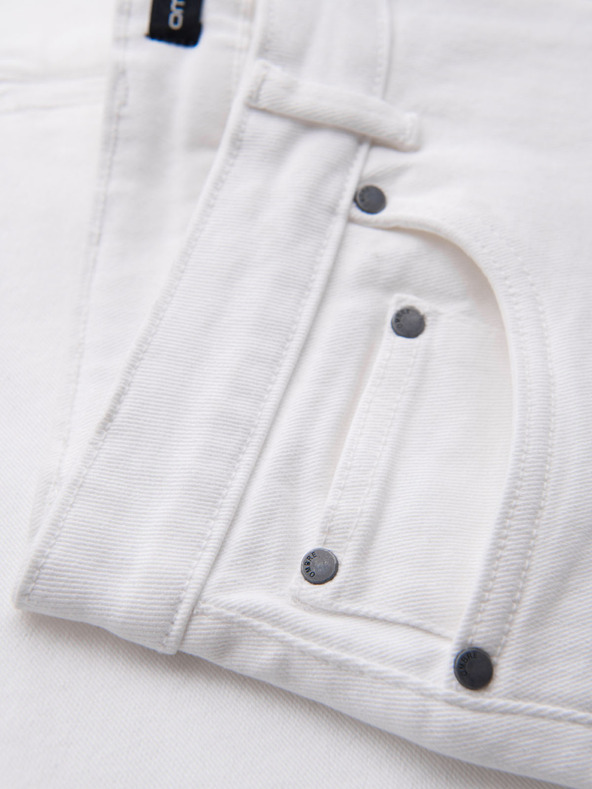 Ombre Clothing Pánske džínsové šortky s ohrnutým lemom - biele
