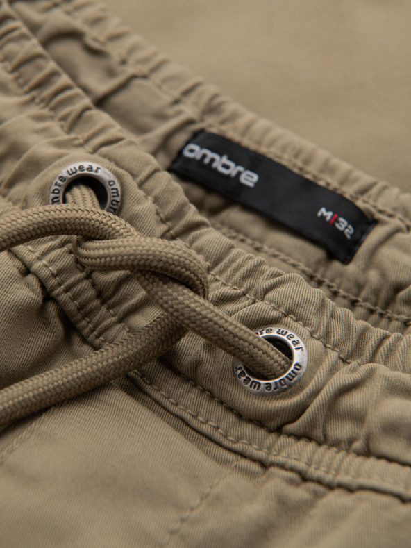 Ombre Clothing Pánske šortky voľného strihu s cargo vreckami - svetlo olivové