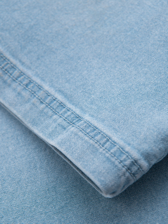 Ombre Clothing Pánske šortky s elastickým pásom a praným efektom - svetlo modré