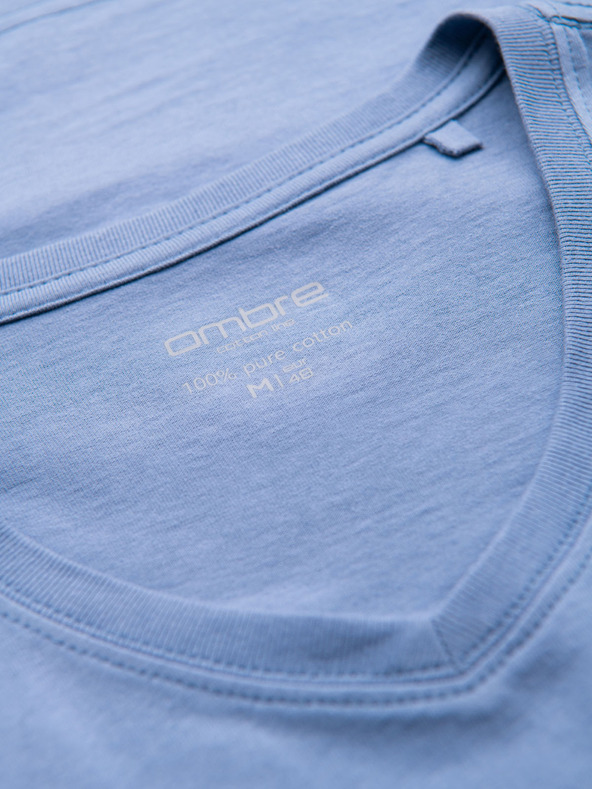 Ombre Clothing Pánske klasické bavlnené tričko BASIC s výstrihom do V - modré