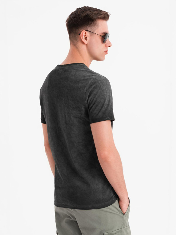 Ombre Clothing Pánske bavlnené tričko s výstrihom do V a praným efektom - čierne