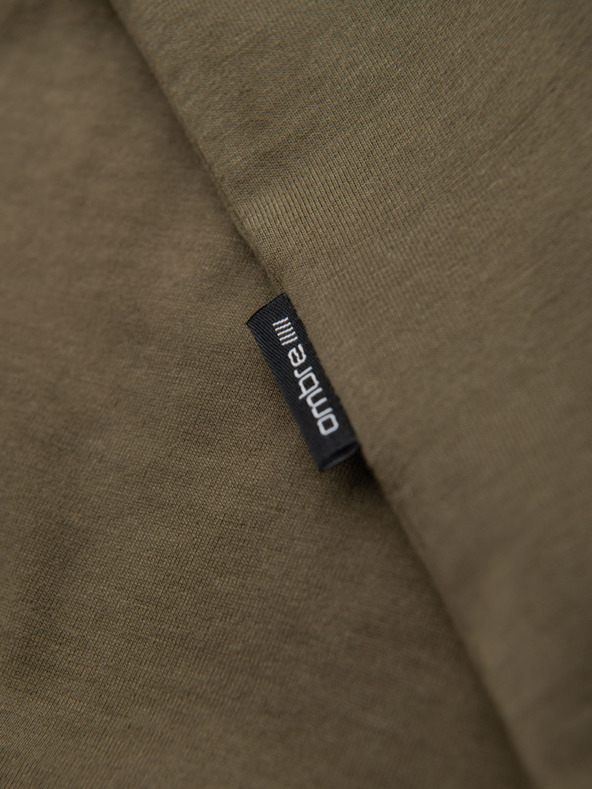 Ombre Clothing Pánske klasické bavlnené tričko BASIC so výstrihom do V - tmavo olivovo zelené