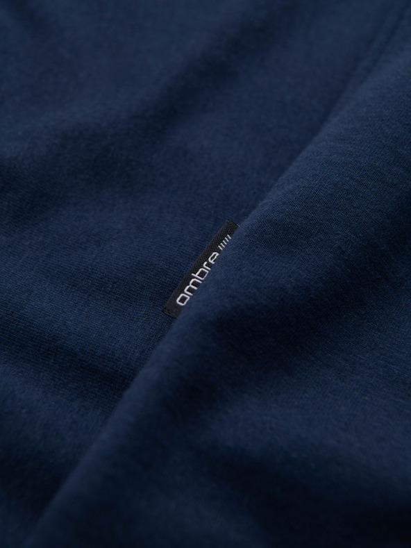 Ombre Clothing Pánske klasické bavlnené tričko BASIC so výstrihom do V - tmavo modré