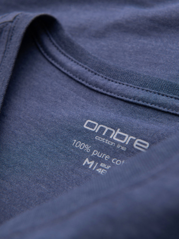 Ombre Clothing Pánske klasické bavlnené tričko BASIC so výstrihom do V - modrý melír