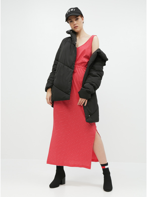 Vero Moda Červené pruhované základné maxi šaty s gombíkmi a rozparky VERO MODA Daina