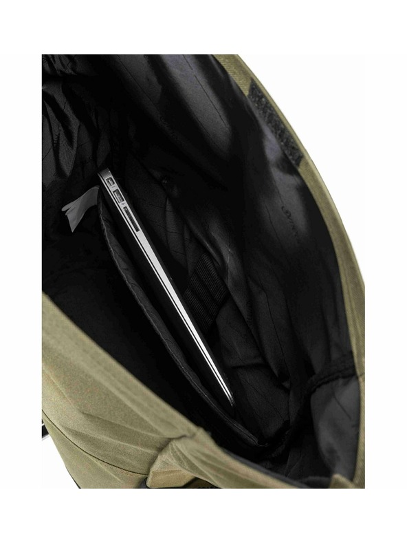 Meatfly Meatfly batoh Holler Olivine 28 L | Čierna | Objem 28 L