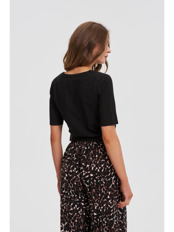 Moodo Čierny basic top s 3/4 rukávom Moodo