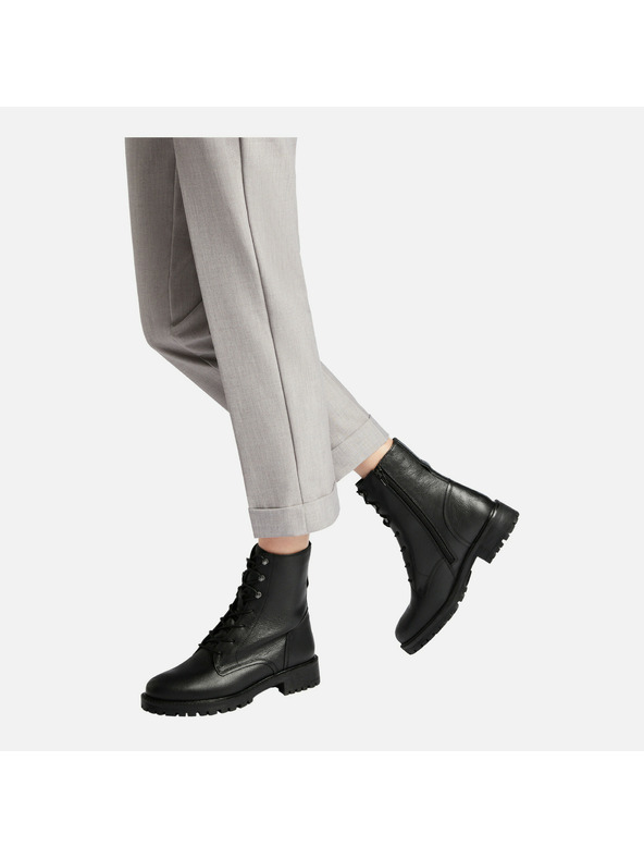 Geox Čierna dámska členkové topánky Geox Hoara