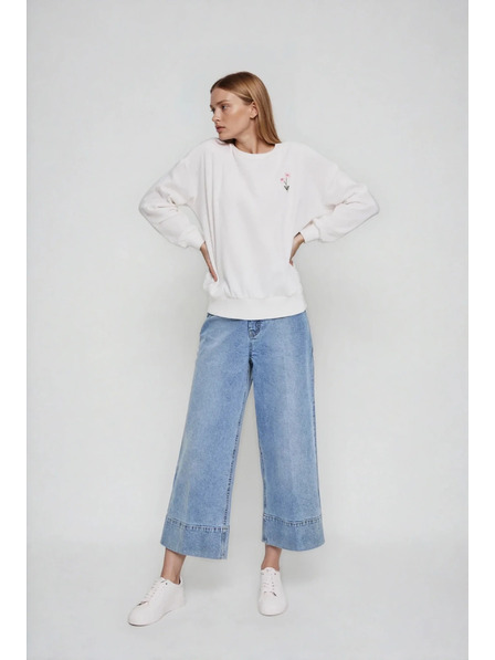 Moodo Blúzka s vyšívaným kvetom biela Moodo