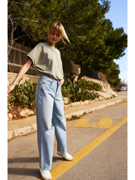 Moodo Khaki dámske voľné tričko Moodo