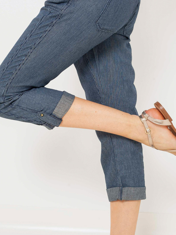 CAMAIEU Modré 3/4 slim fit džínsy CAMAIEU