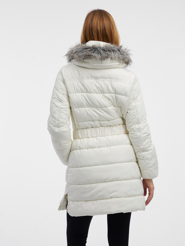 Orsay Krémový dámsky prešívaný kabát s umelým kožúškom ORSAY